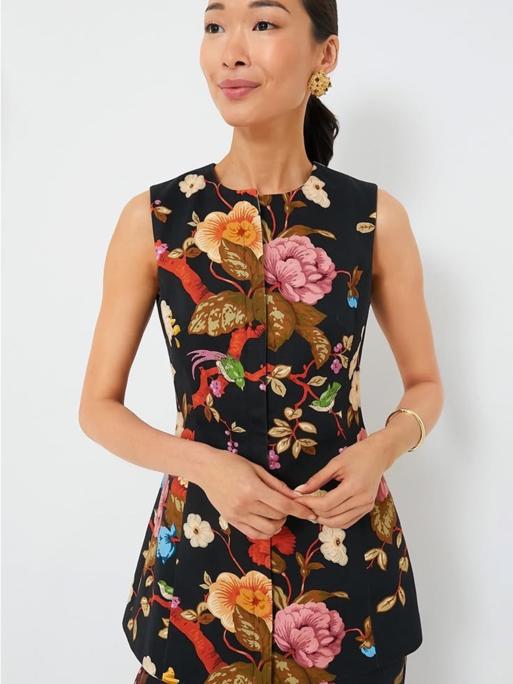 Tuckernuck Baroque Floral Rhoda top